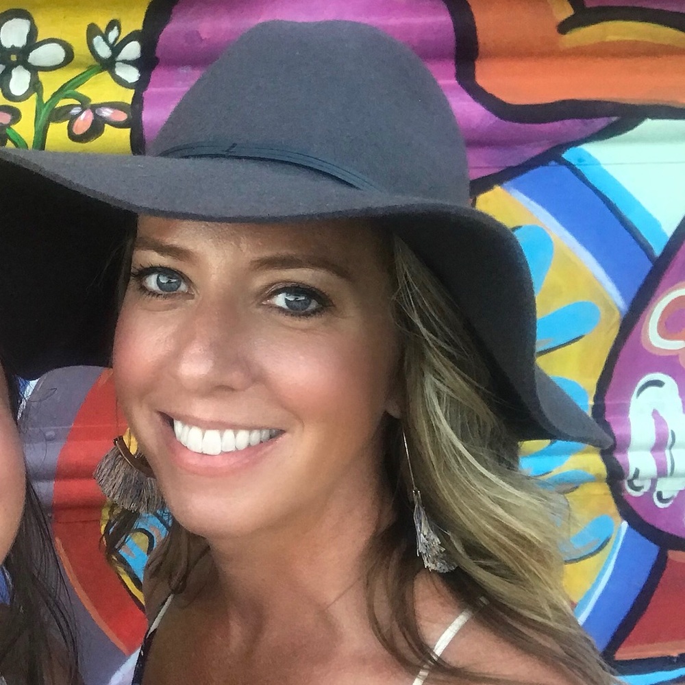 Meet your Posher, Jenn
